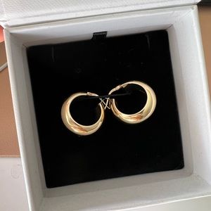 Mejuri Small Chunky Hoops